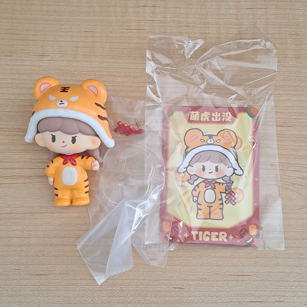 Finding Unicorn Zzoton New Year Tiger Figure